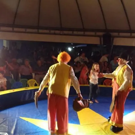 I Tre Moschettieri Village 캠프장 리도 디 폼포사