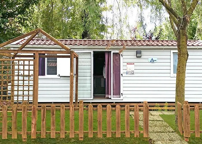 I Tre Moschettieri Village Кемпинг Лидо-ди-Помпоза