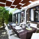 אתר קמפינג I Tre Moschettieri Village לידו די פומפוזה