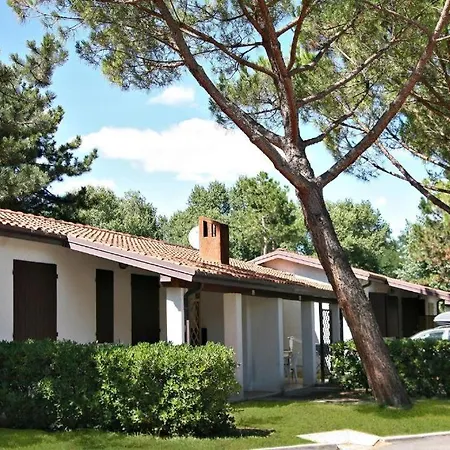 Camping I Tre Moschettieri Village 4*
