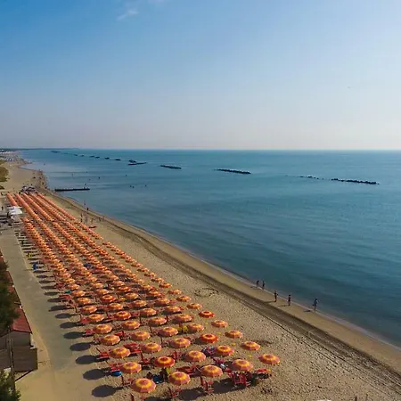 I Tre Moschettieri Village 4*